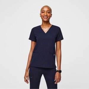 FIGS Casma FIONx Three Pocket‎ Navy Blue Short Sleeve Scrub Top